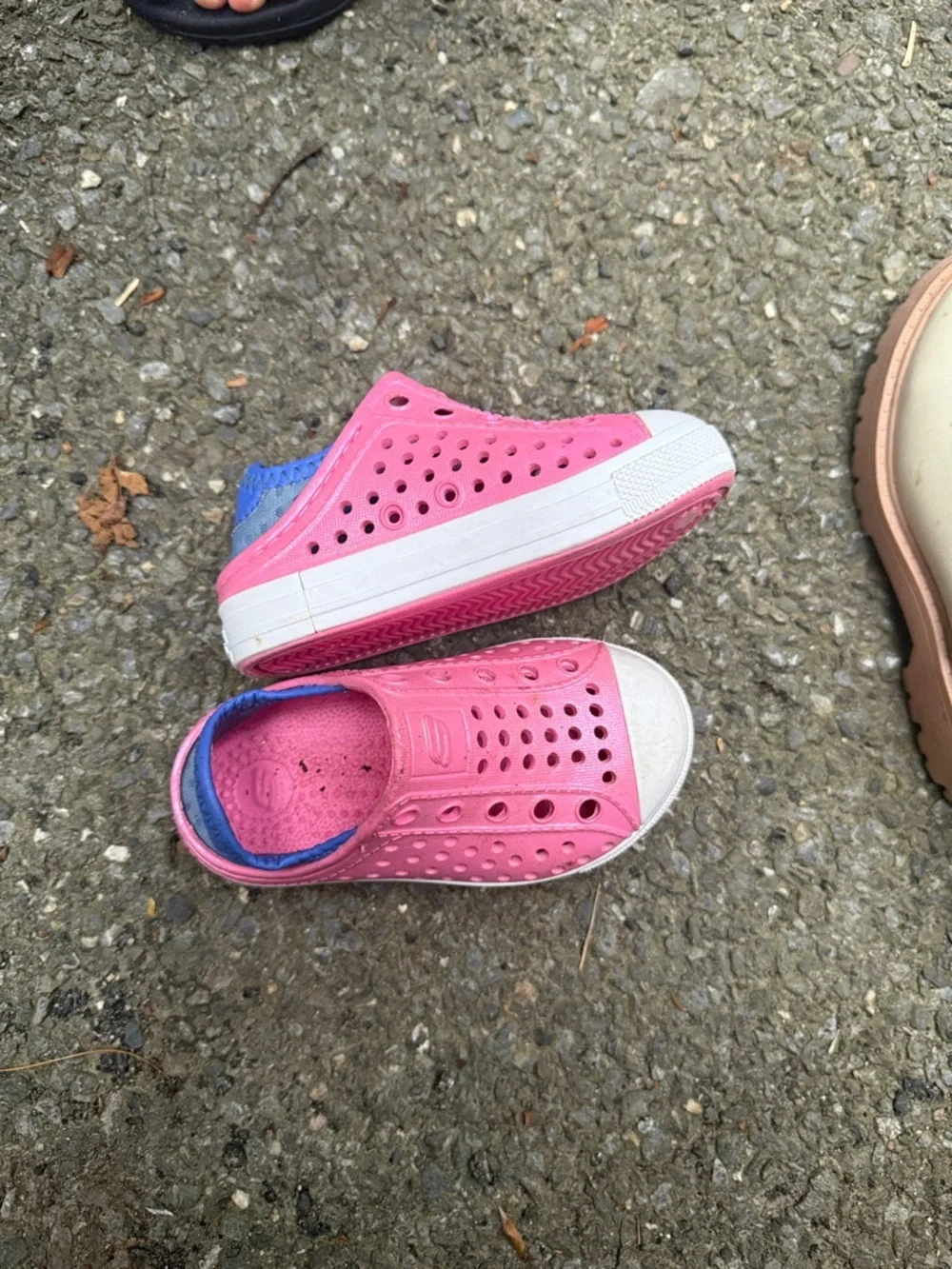Skechers Kids Pink Slip-On Water Shoes with Blue Trim